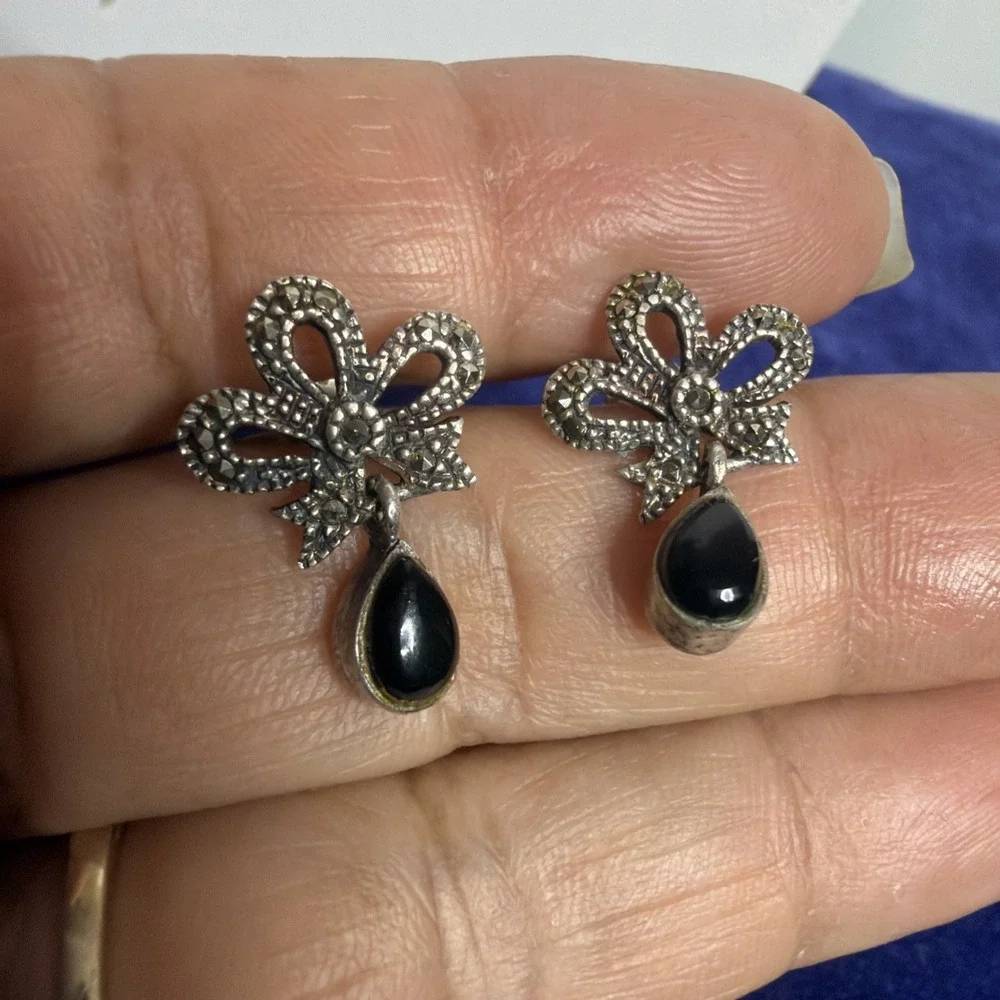 Marcasite Bow w Onyx Set in Silver Drop Post Earrings